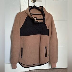 Abercrombie & Fitch Tan and Black Quilted Jacket